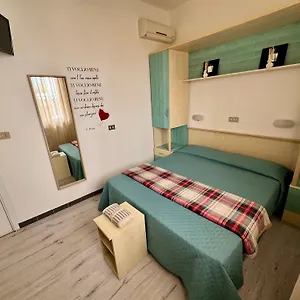 bilocale-al-mare-rimini.emilia-romagnahotels.net/